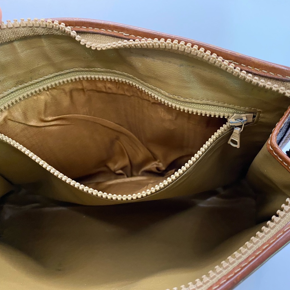 Celine Macadam clutch - Picture 9 of 12